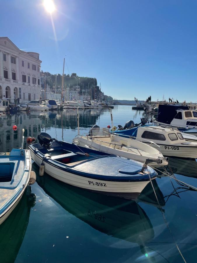 Aparthouse Porto Piran Bagian luar foto